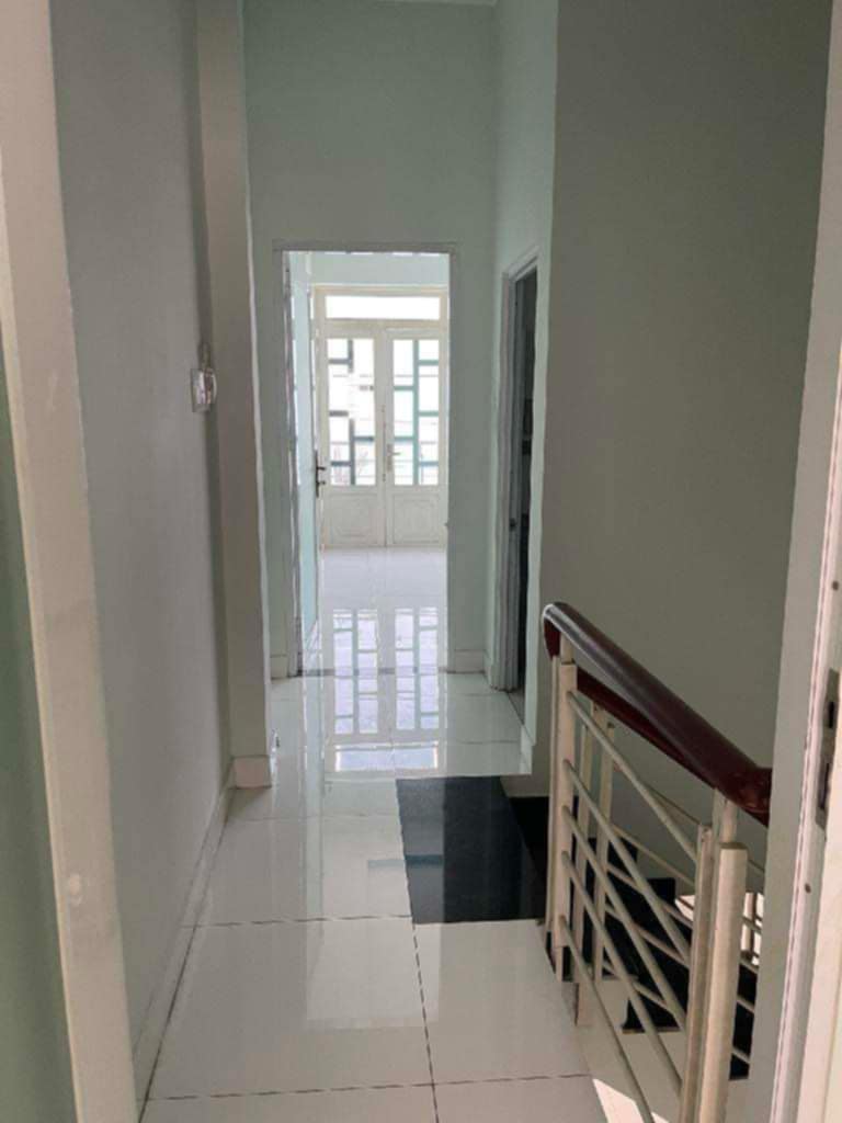 Cần bán gấp nhà 1T1L đường số 6, phường Long Trường, DT 56m2