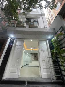 Bán nhà ngõ Hòa Bình Đống Đa, DT 28m.Giá 6,2 tỷ