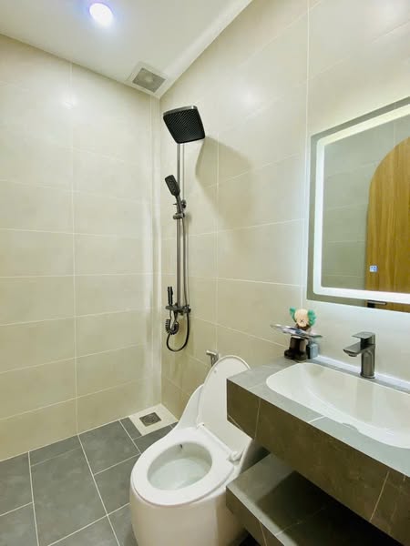 NHÀ ĐẸP - NGAY EMART 2 - 5 TỎI