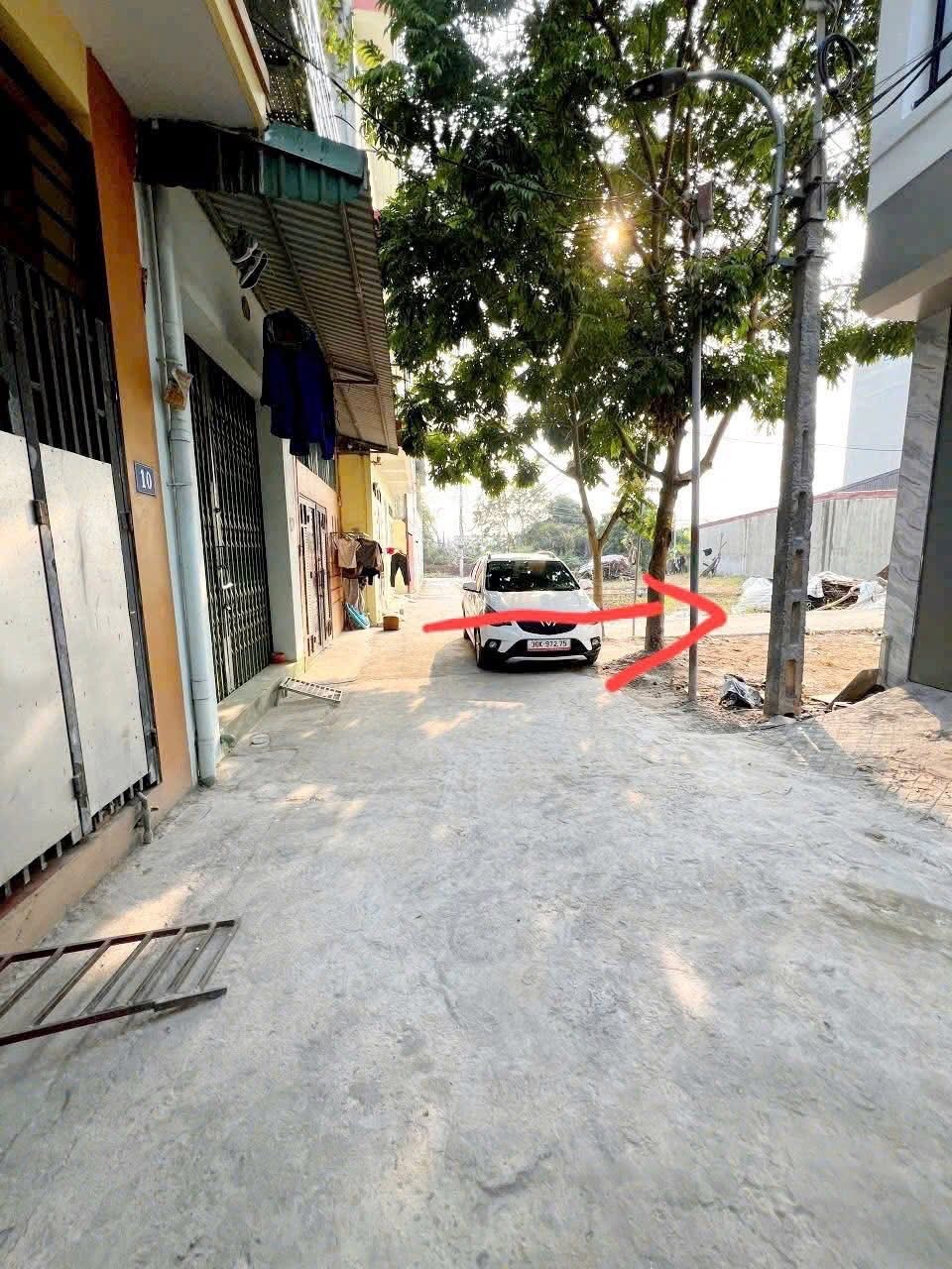 NHÀ 3 TẦNG MỚI XÂY TỔ 6 QUANG MINH HÀ NỘI