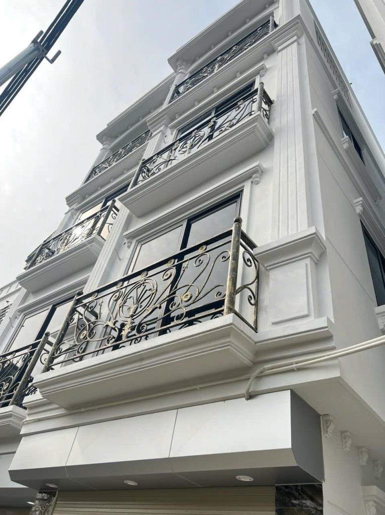 Bán nhà hiện đại