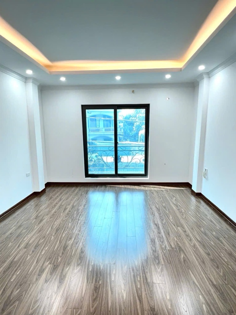 Bán nhà hiện đại