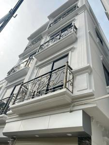 Bán nhà hiện đại