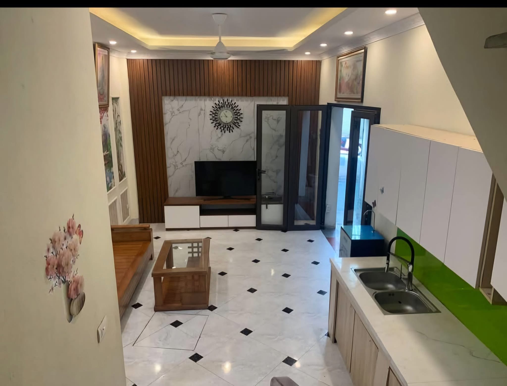 Bán nhà Hoàng Mai, nhà mặt ngõ to, 30m2, 4 tầng, 4 tỷ