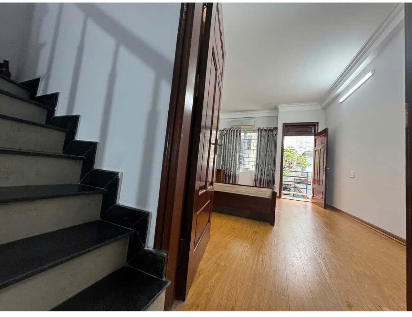 Siêu hiếm VIP phố #PHÚĐÔ_MỸĐÌNH, (82xx) DT: 33m2x5t
