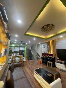 Bán nhà 6 tầng Đình Thôn, Mỹ Đình. DT: 48m, Giá: 17 tỷ