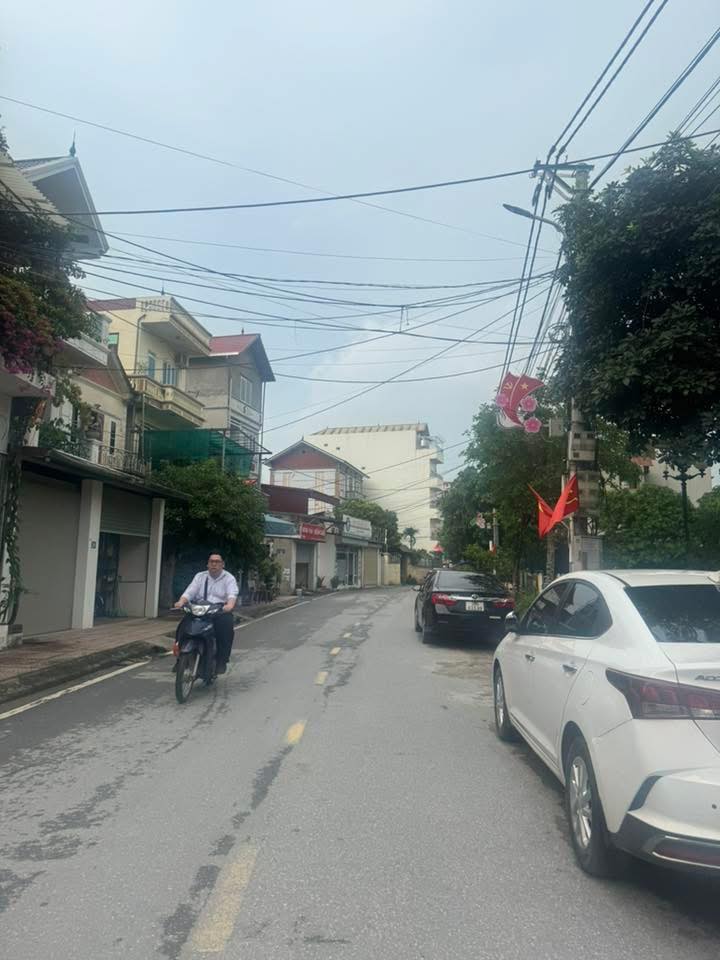 Bán đất vị trí đẹp gần cầu Đông Trù giá hợp lý