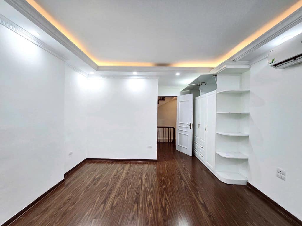 NHÀ ĐẸP LUNG LINH - 6 TẦNG THANG MÁY - XÁCH VALI VỀ Ở NGAY