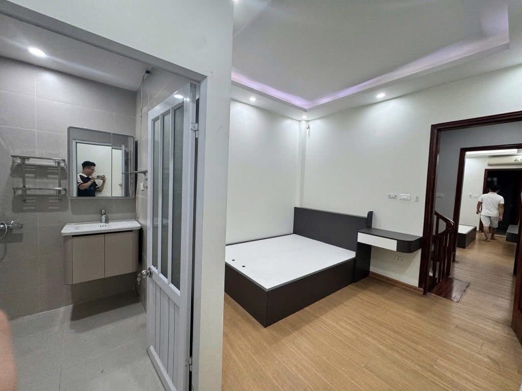 VÕ CHÍ CÔNG - NHÀ MỚI Ở NGAY MẶT TIỀN RỘNG 9.5 TỶ - DÒNG TIỀN ỔN ĐỊNH - TIỆN ÍCH NHIỀU