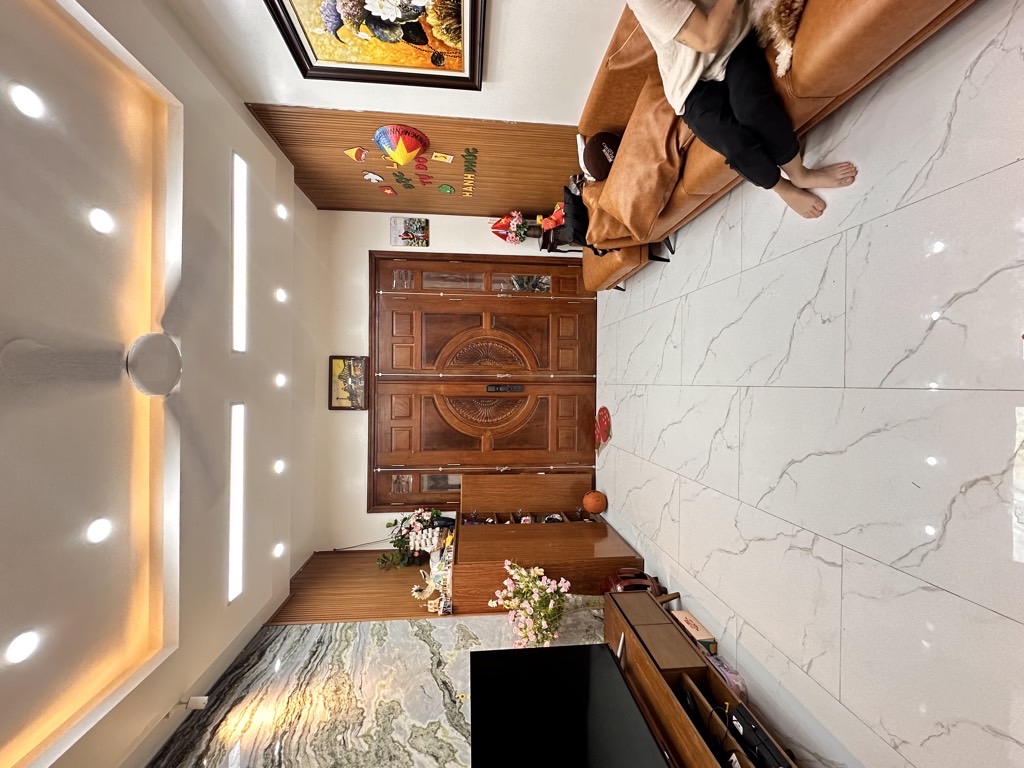 HOÀNG HOA THÁM - NHÀ ĐẸP- NGÕ RỘNG SIÊU THOÁNG SÁNG - 9.35 TỶ 5 TẦNG 6 NGỦ - TIỆN ÍCH NGẬP TRÀN