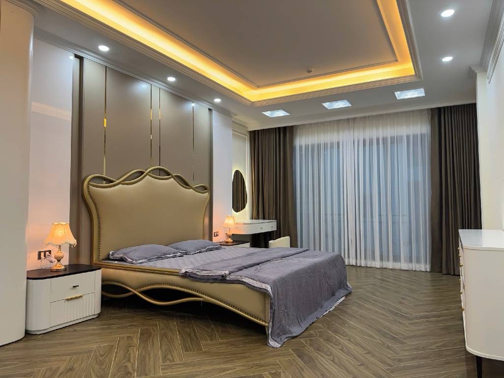 VĨNH PHÚC - NỮ HOÀNG BA ĐÌNH 9 TẦNG FULL NỘI THẤT TIỀN TỶ - PHÂN LÔ OÔT - THOÁNG SÁNG TỰ NHIÊN - GẶP LÀ MÊ