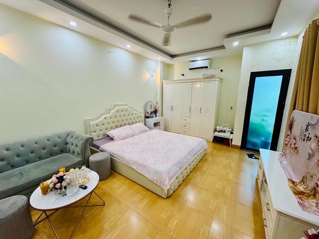 ĐÀO TẤN - MẶT TIỀN QUYỀN LỰC 8M KINH DOANH BẤT CHẤP - LÔ GÓC 2 THOÁNG 11 TỶ - TIỆN ÍCH NHIỀU