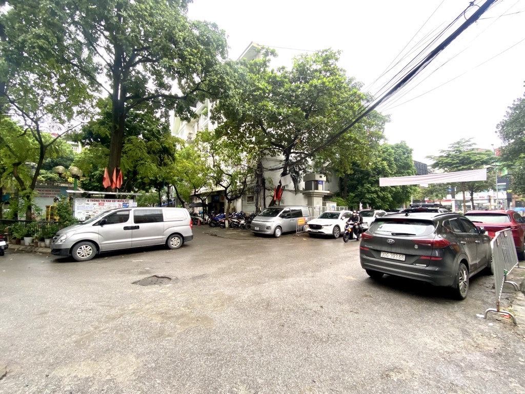 NGUYỄN KHÁNH TOÀN - SIÊU MẶT TIỀN 10M OTO ĐỖ CỬA - KINH DOANH BẤT CHẤP - DÒNG TIỀN SẴN GIÁ 18.8 TỶ