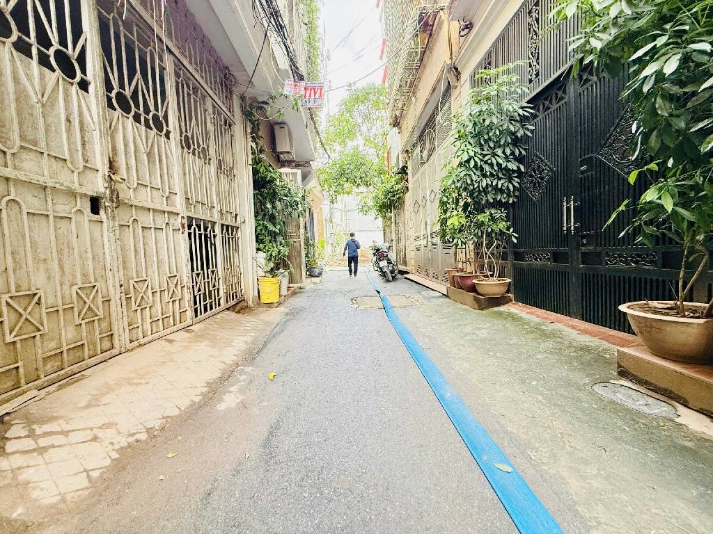 XUÂN THUỶ - PHÂN LÔ OTO CHẠY QUANH - 3 MẶT NGÕ THÔNG THOÁNG - 43M 15.2 TỶ KINH DOANH BẤT CHẤP