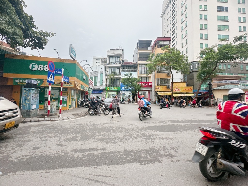 ĐỘI CẤN - MẶT PHỐ KINH DOANH SẦM UẤT - DÂN XÂY LÔ GÓC 16.5 TỶ - TIỆN ÍCH NHIỀU