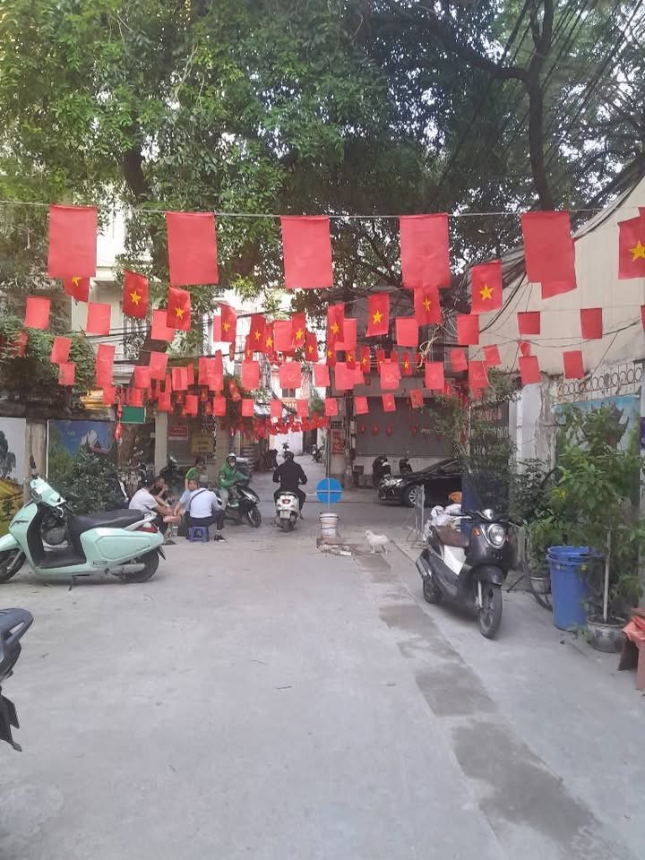 CẦU GIẤY - 65M DÂN XÂY 14 TỶ - NGÕ THOÁNG GẦN PHỐ - TIỆN ÍCH NHIỀU