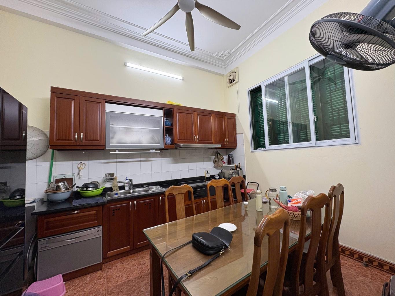 HOÀNG QUỐC VIỆT - MẶT PHỐ OTO - MẶT TIỀN 7M GIÁ 22 TỶ - KINH DOANH - GIAO THÔNG THUẬN TIỆN