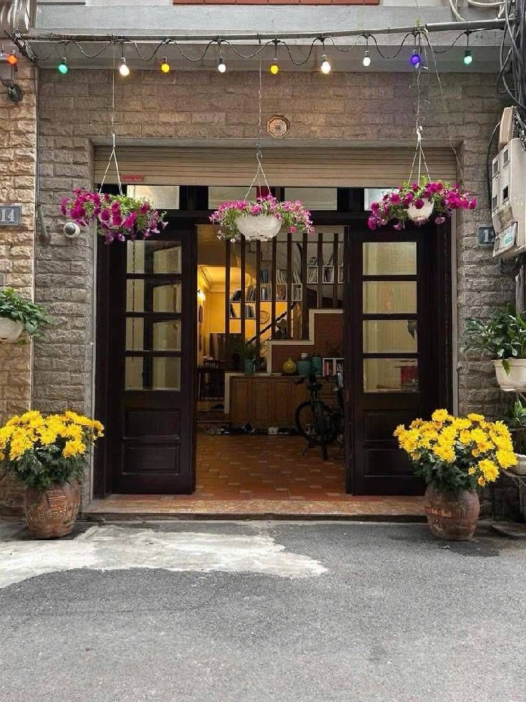 LẠC LONG QUÂN - PHÂN LÔ QĐ GARA OTO ~14 TỶ DÂN XÂY - GẦN PHỐ - AN NINH TUYỆT ĐỐI