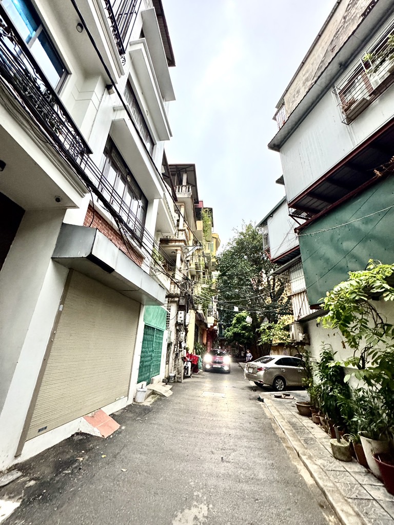 HOÀNG QUỐC VIỆT - 18.5 TỶ 60M PHÂN LÔ QUÂN ĐỘI - OTO TRÁNH - KINH DOANH - AN SINH ĐỈNH