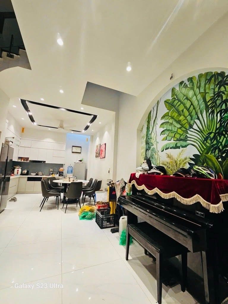 TRÍCH SÀI - CỰC HIẾM 1 CĂN DUY NHẤT - HỒ TÂY - Ở VÀ KINH DOANH - VIEW ĐẸP TIỆN ÍCH NHIỀU