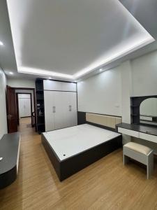 VÕ CHÍ CÔNG - NHÀ MỚI Ở NGAY MẶT TIỀN RỘNG 9.5 TỶ - DÒNG TIỀN ỔN ĐỊNH - TIỆN ÍCH NHIỀU