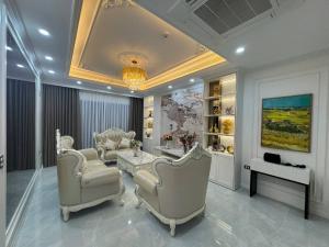VĨNH PHÚC - NỮ HOÀNG BA ĐÌNH 9 TẦNG FULL NỘI THẤT TIỀN TỶ - PHÂN LÔ OÔT - THOÁNG SÁNG TỰ NHIÊN - GẶP LÀ MÊ