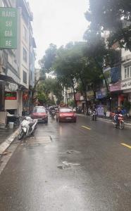 THỤY KHUÊ - NHÀ ĐẸP 5 TẦNG Ở NGAY 9.9 TỶ - 10M RA PHỐ - 1P RA HỒ - TIỆN ÍCH NHIỀU - KINH DOANH TỐT