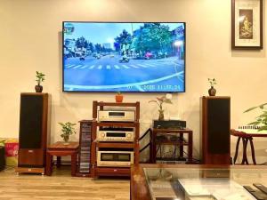 ĐÀO TẤN - DÂN XÂY NỞ HẬU 14.65 TỶ - MẶT TIỀN 5.5M - NGÕ THÔNG KINH DOANH BẤT CHẤP