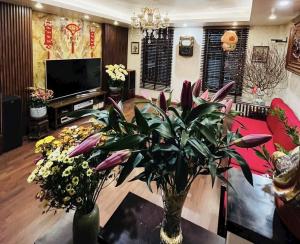 HOÀNG HOA THÁM - NHÀ ĐẸP NỘI THẤT 6 TẦNG 38M 11.5 TỶ - NGÕ THÔNG - GẦN PHỐ - GẦN HỒ TÂY - AN SINH ĐỈNH