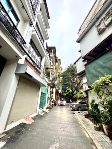 HOÀNG QUỐC VIỆT - 18.5 TỶ 60M PHÂN LÔ QUÂN ĐỘI - OTO TRÁNH - KINH DOANH - AN SINH ĐỈNH