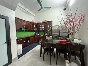 YÊN HOÀ - 15.89 TỶ 60M NHÀ ĐẸP NỞ HẬU - NGÕ THÔNG VÀI BƯỚC RA PHỐ - QH ỔN ĐỊNH