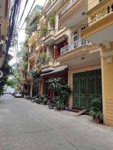 KIM MÃ - 26.5 TỶ PHÂN LÔ OTO - KINH DOANH DOANH THU SẴN - 2 THOÁNG - TRUNG TÂM BA ĐÌNH