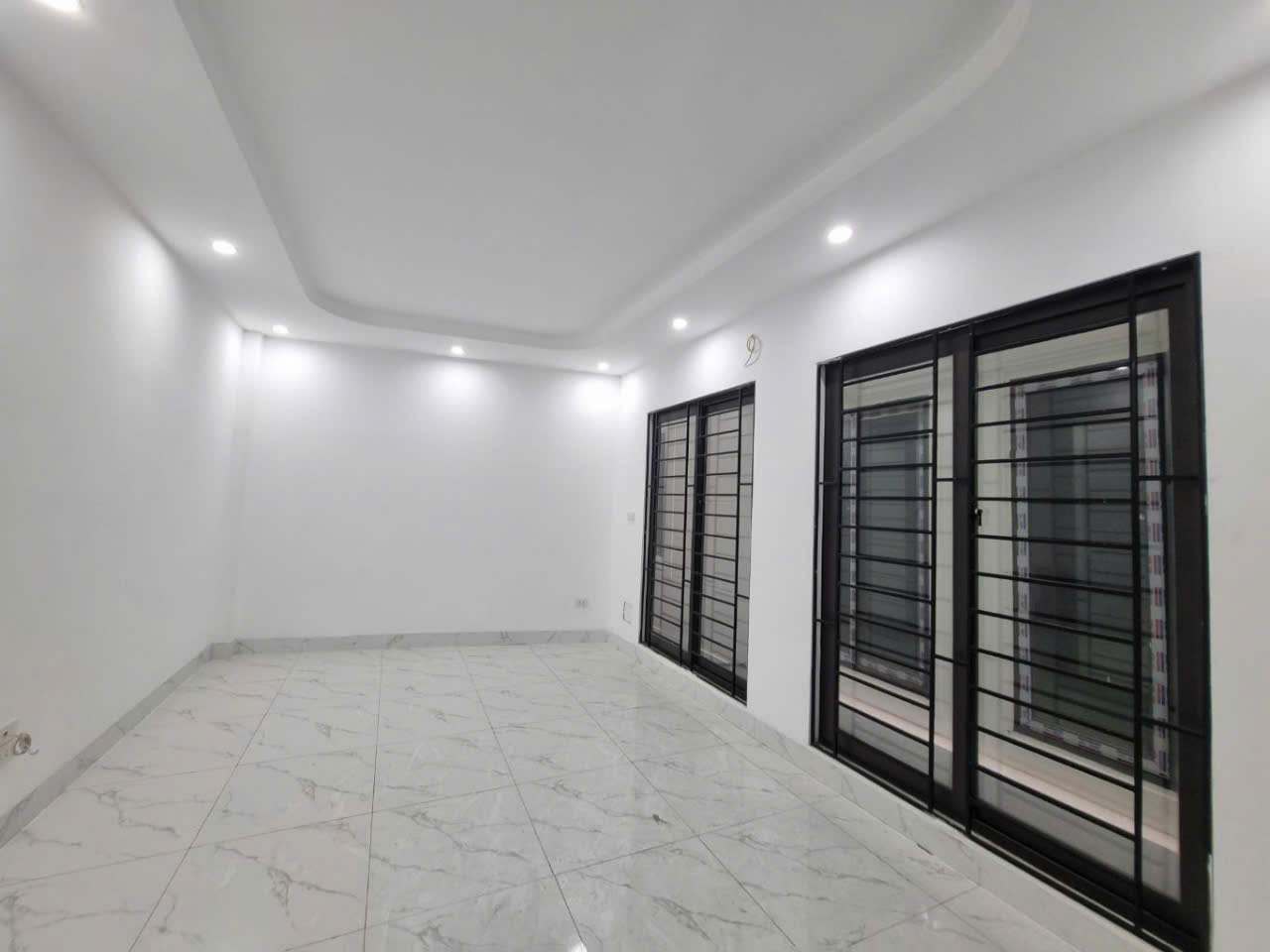 CẦN BÁN CĂN NHÀ SIÊU PHẨM TẠI PHÚ LƯƠNG HÀ ĐÔNG, DT30.5m2, 5Tầng, MT 4-8m, Gía 4.8 tỷ