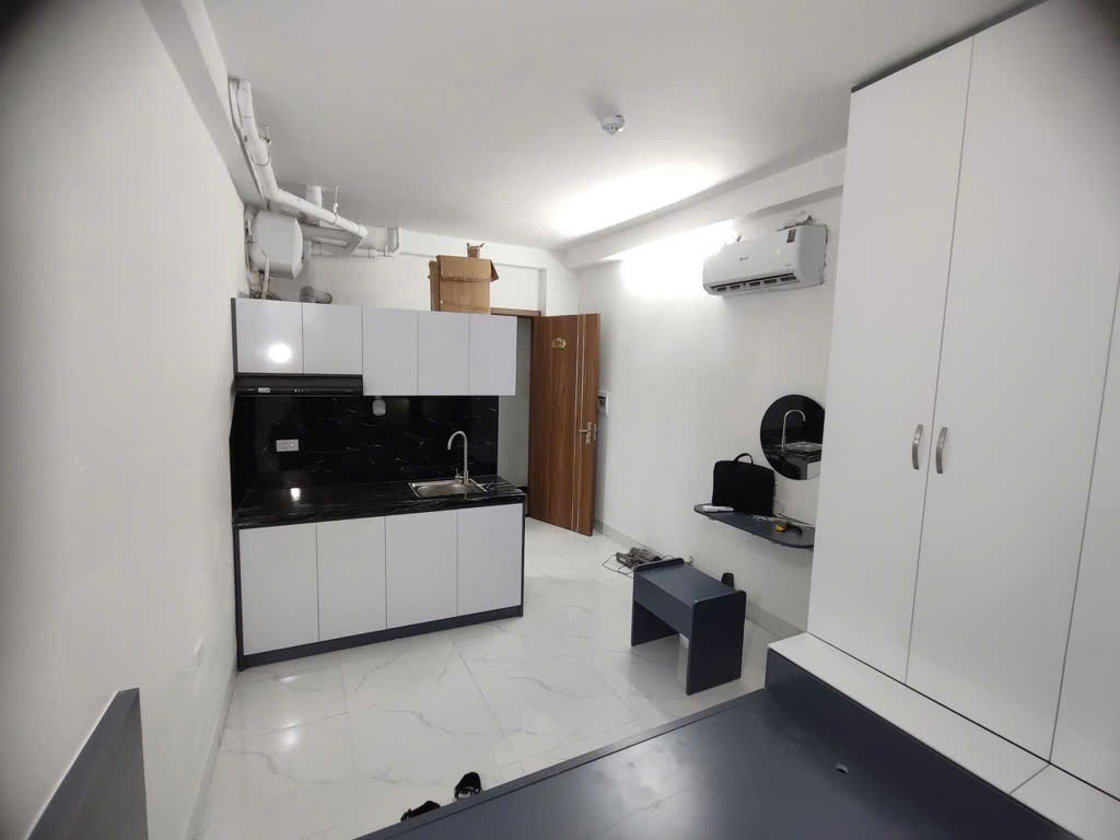Nhà siêu rộng- thoáng- 22 phòng VIP DT 90m2, 7 tầng, Mặt tiền 5.4m_16m; Gía 18.5 tỷ.