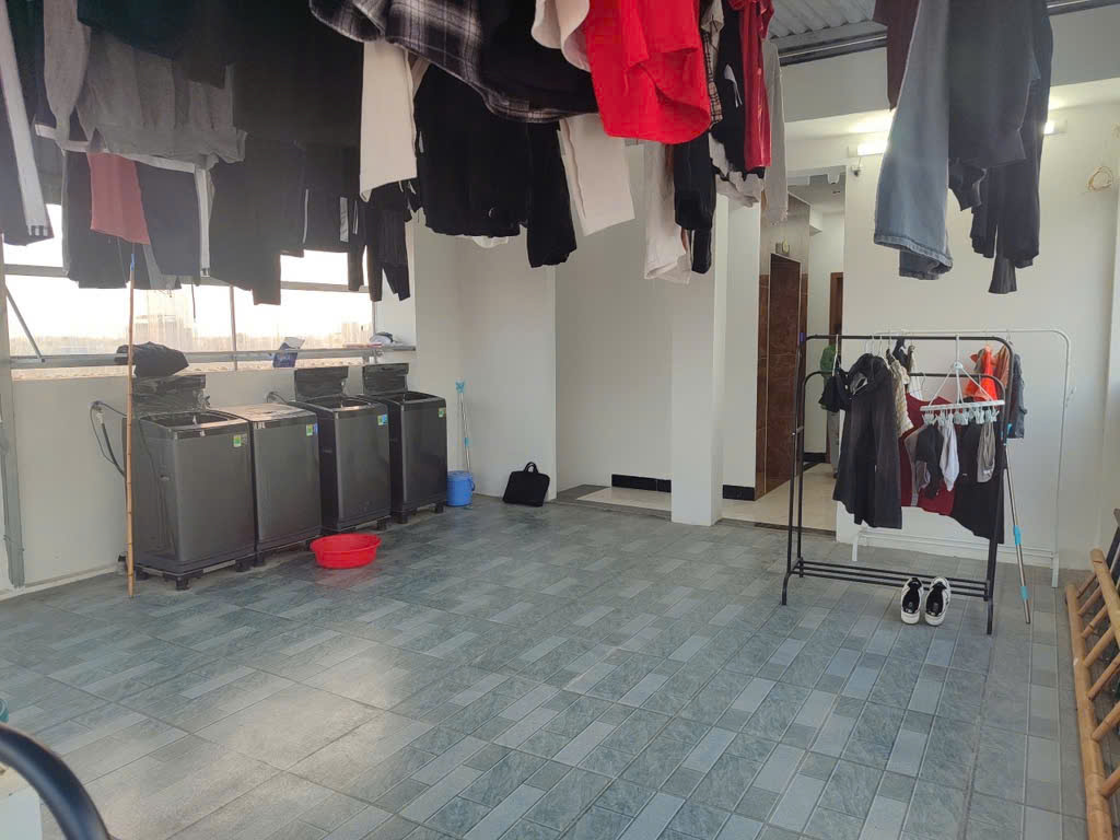 Nhà siêu rộng- thoáng- 22 phòng VIP DT 90m2, 7 tầng, Mặt tiền 5.4m_16m; Gía 18.5 tỷ.