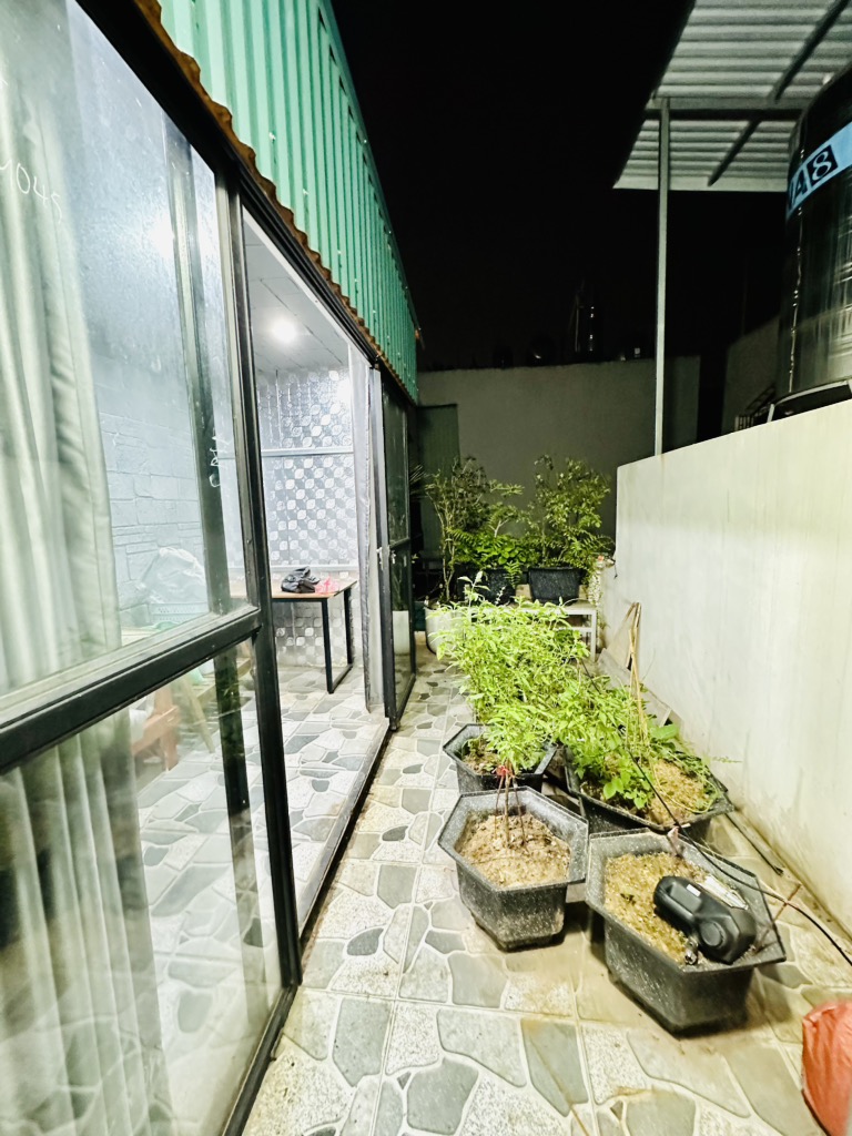 Bán nhà Đông Thiên, Vĩnh Hưng 33m2 5 tầng nhà mới, ngõ ô tô, giá 5.6 tỷ