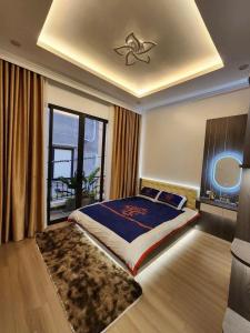 Bán nhà phố VIP Thái Hà - Ngõ oto dừng đỗ thoải mái giá chỉ 1x tỷ