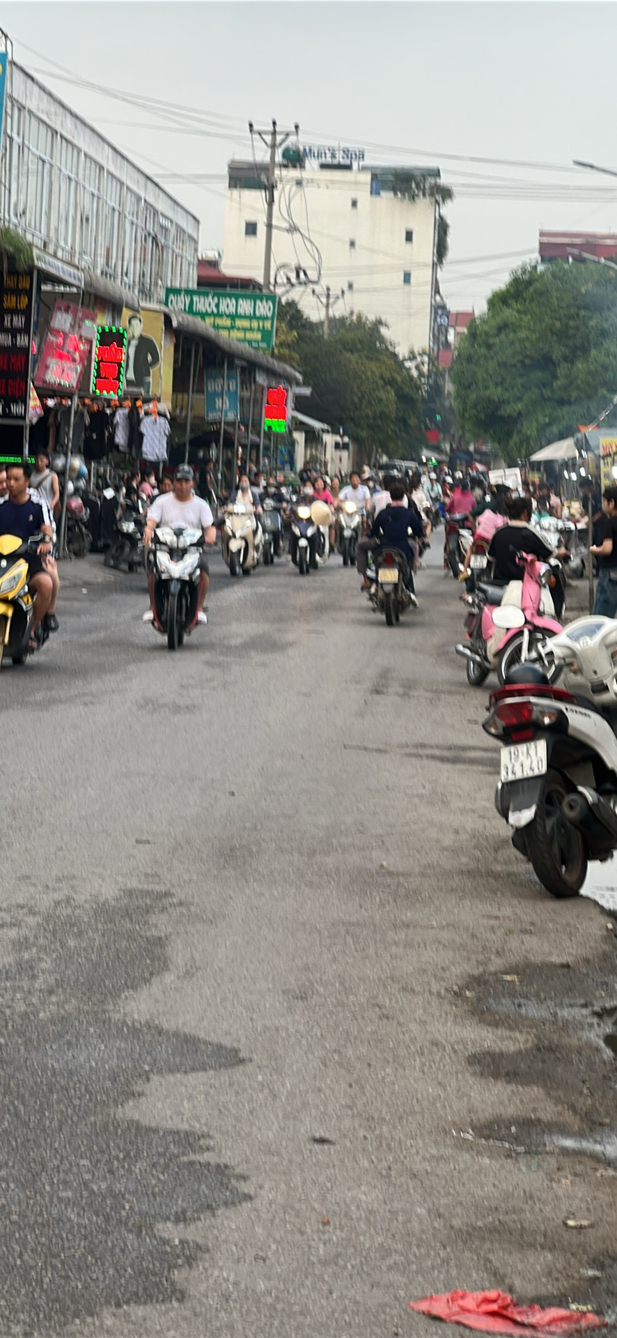 BÁN ĐẤT - LÔ GÓC - OTO NGỦ TRONG NHÀ
