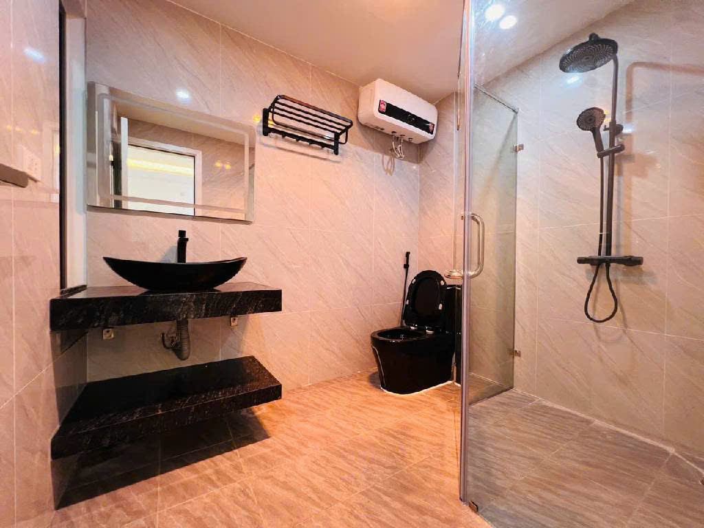 BÁN NHÀ KIM MÃ – TRUNG TÂM BA ĐÌNH – 5 TẦNG ĐẸP Ở LUÔN – 11.5 TỶ