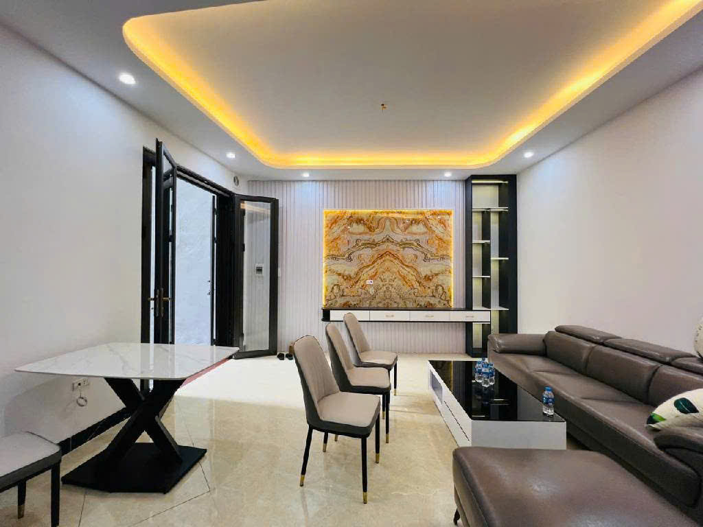 BÁN NHÀ KIM MÃ – TRUNG TÂM BA ĐÌNH – 5 TẦNG ĐẸP Ở LUÔN – 11.5 TỶ