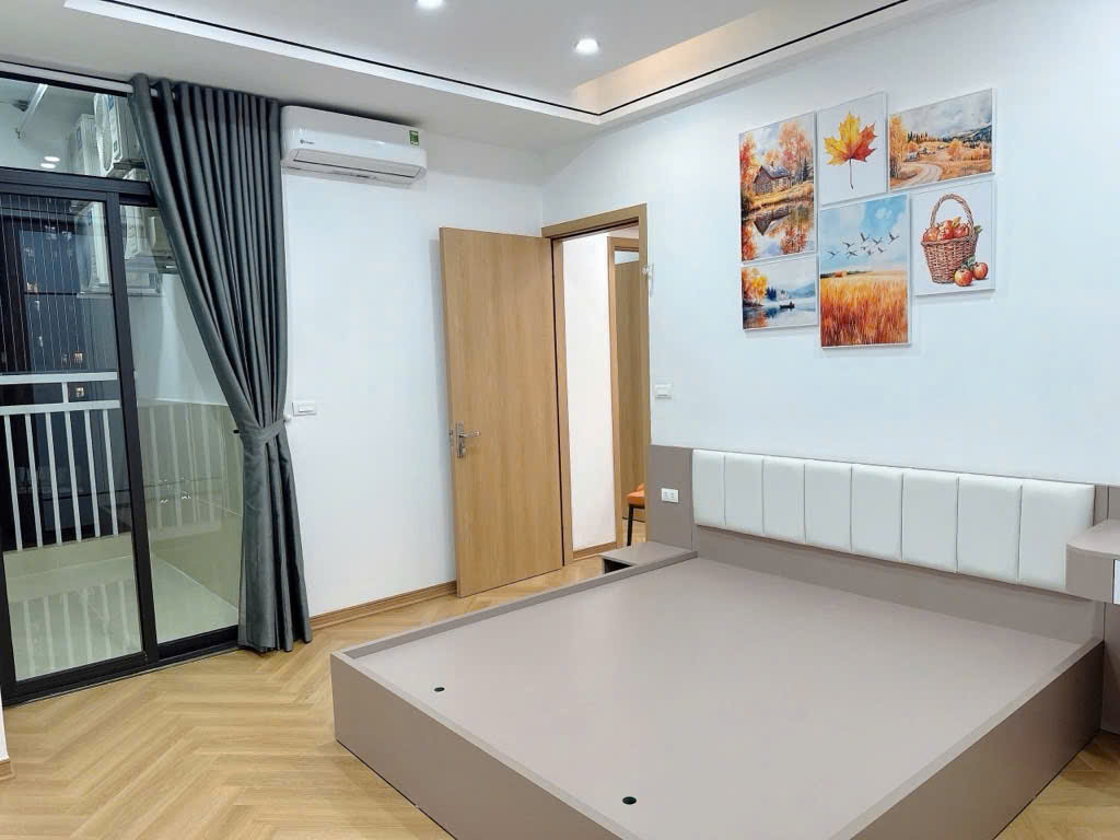 Căn hộ Lạc Long Quân, Tây Hồ, 86.5m2, 9.35 tỷ, sổ đỏ chính chủ