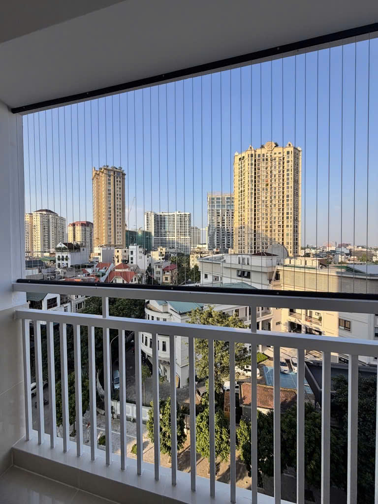 Căn hộ Lạc Long Quân, Tây Hồ, 86.5m2, 9.35 tỷ, sổ đỏ chính chủ