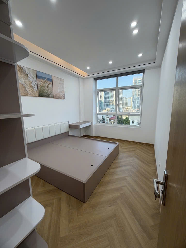 Căn hộ Lạc Long Quân, Tây Hồ, 86.5m2, 9.35 tỷ, sổ đỏ chính chủ