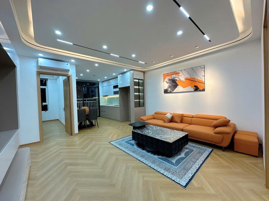 Căn hộ Lạc Long Quân, Tây Hồ, 86.5m2, 9.35 tỷ, sổ đỏ chính chủ