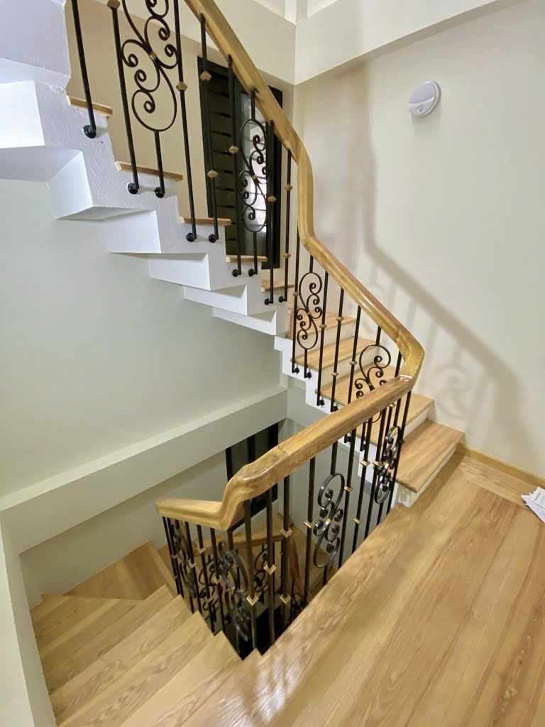 CHỐT GẤP! CHUNG CƯ VƯỜN ĐÀO TÂY HỒ,126 m2,NHỈNH 10 TỶ (3PN) – GIÁ CỰC TỐT • ​Giá bán: Nhỉnh 80 triệu/m2 (Giá tốt nhất khu vực Tây Hồ).