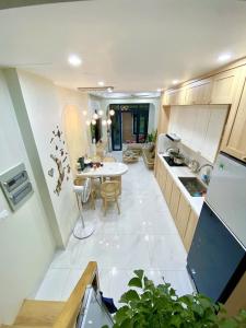 CHỐT GẤP! CHUNG CƯ VƯỜN ĐÀO TÂY HỒ,126 m2,NHỈNH 10 TỶ (3PN) – GIÁ CỰC TỐT • ​Giá bán: Nhỉnh 80 triệu/m2 (Giá tốt nhất khu vực Tây Hồ).