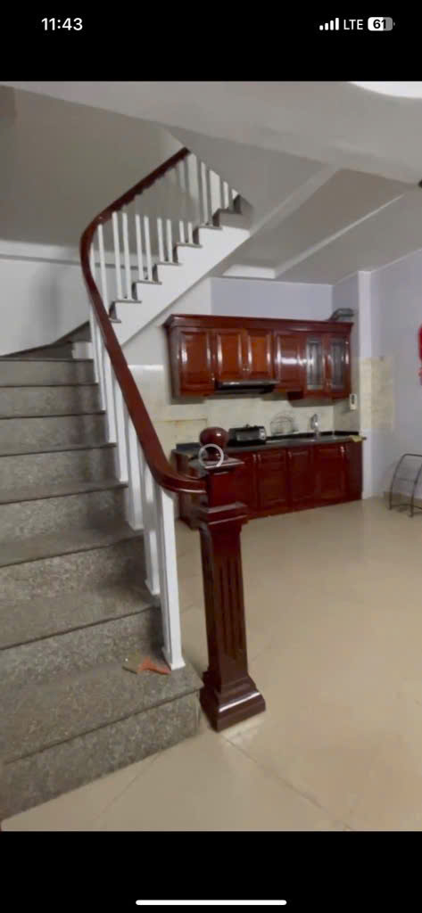 NHỈNH 5 TỶ CÓ NGAY NHÀ 5 TẦNG DÂN XÂY KIÊN CỐ TẠI ĐƯỜNG LĨNH NAM – HOÀNG MAI.  NGÕ Ô TÔ TRÁNH