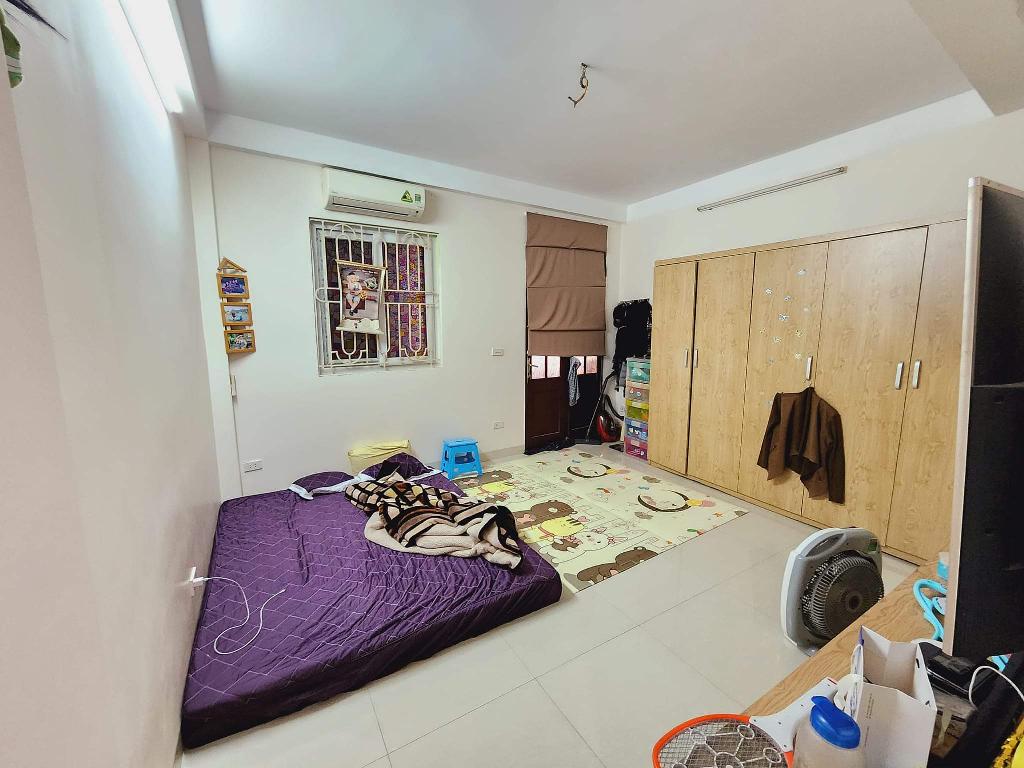 BÁN NHÀ MẶT PHỐ GIÁP NHẤT DT 100M2, MT3M, 4T, GIÁ 16,5 TỶ