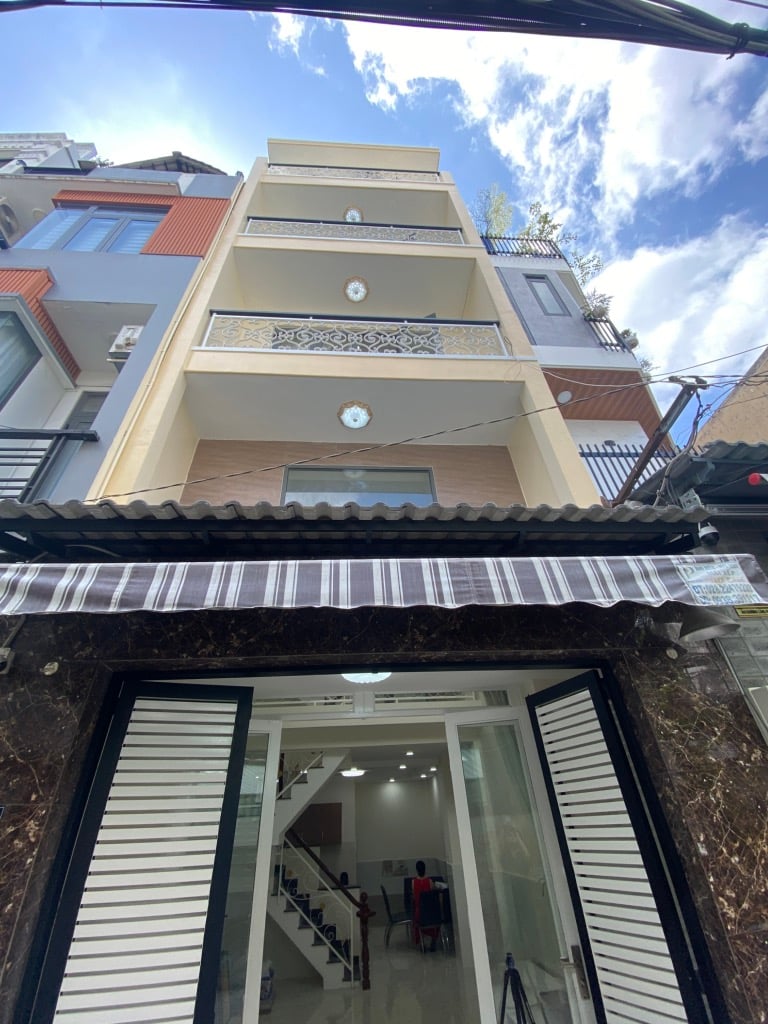 NHÀ 5 LẦU - NHÀ MỚI VÀO Ở NGAY