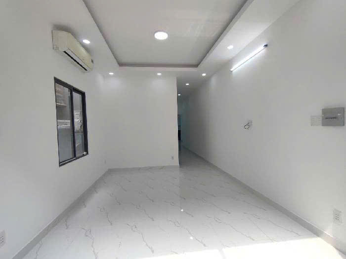 Nhà Ở Riêng Kiên Cố – Thiết Kế Hiện Đại, Nội Thất Đầy Đủ, Vào Ở Ngay!